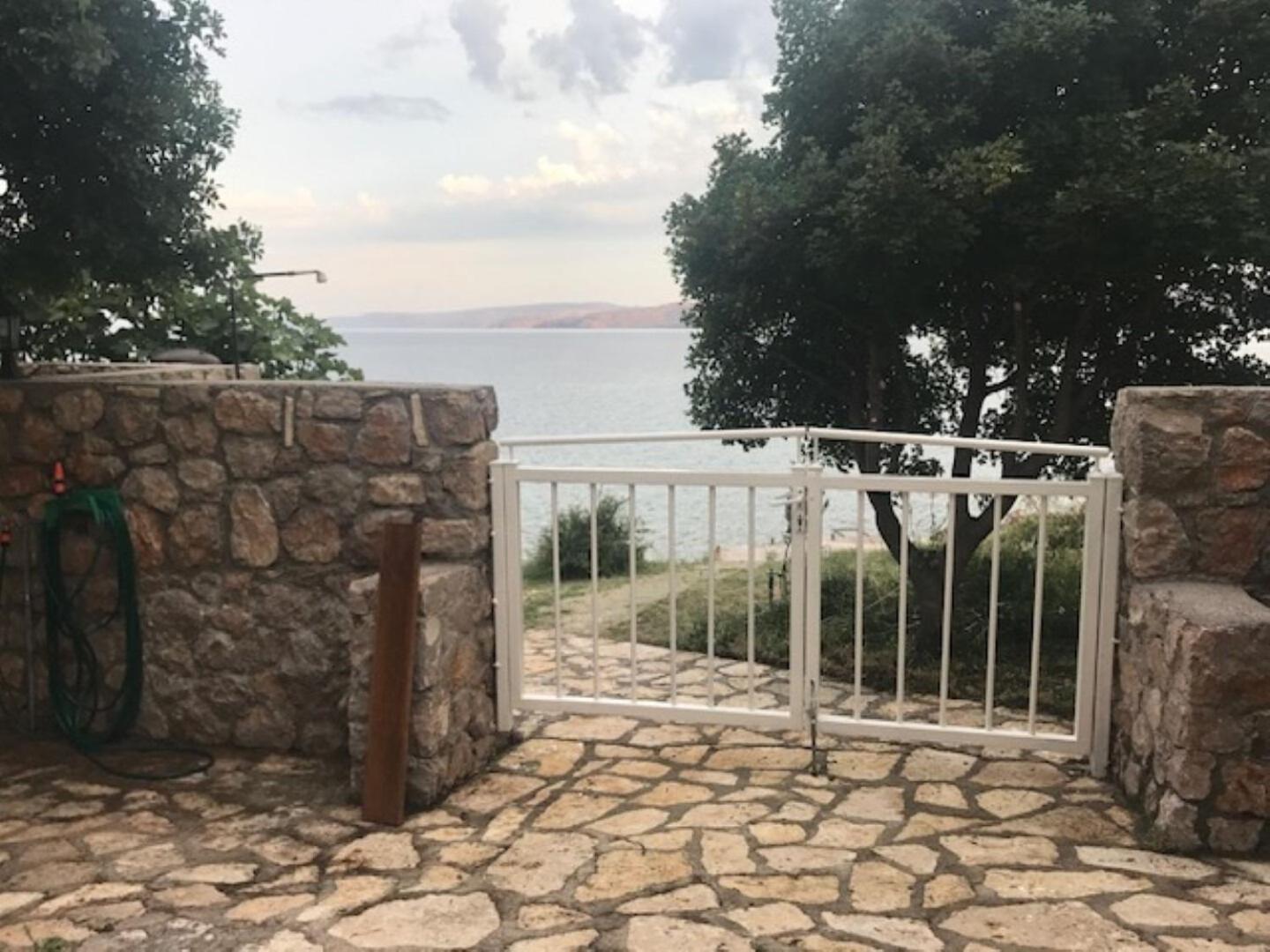 Apartments Neno - 20 M From Beach Ribarica Exterior photo